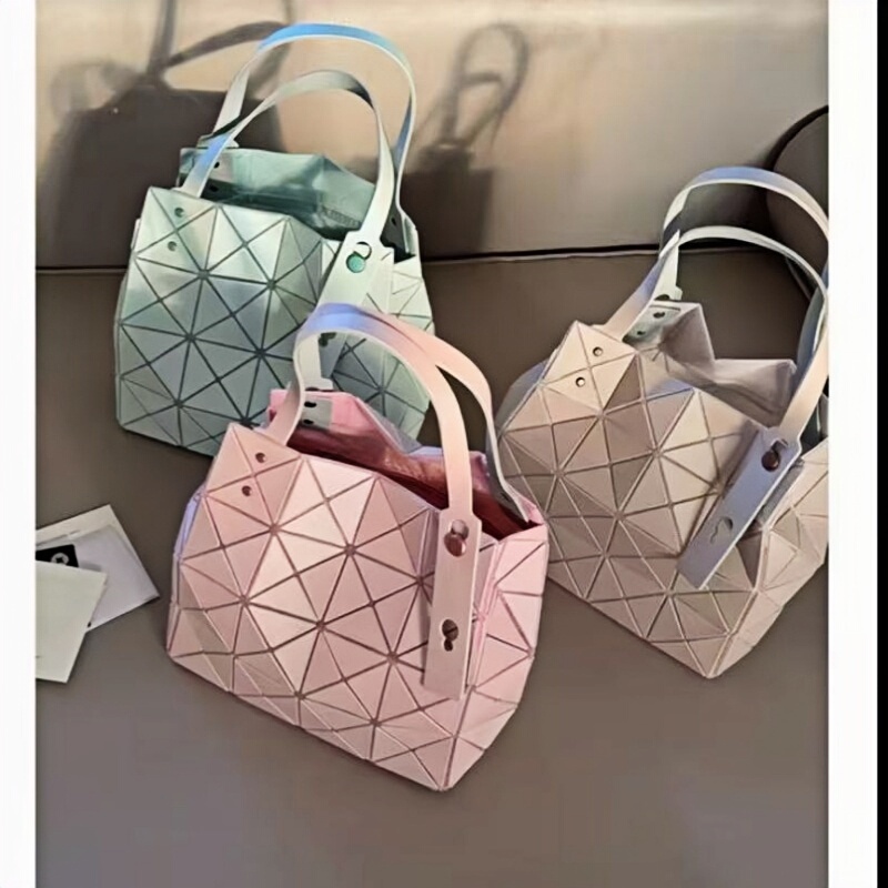 Geometric Rhombus Bag, Frosted Color-Studded Diamond Square Box Bag, Commuter Bag, Handbag, Niche Handbag, Women's Tote Bag Geometric Rhombus Bag, Frosted Color-Studded Diamond Square Box Bag, Commuter Bag, Handbag, Niche Handbag, Women's Tote Bag