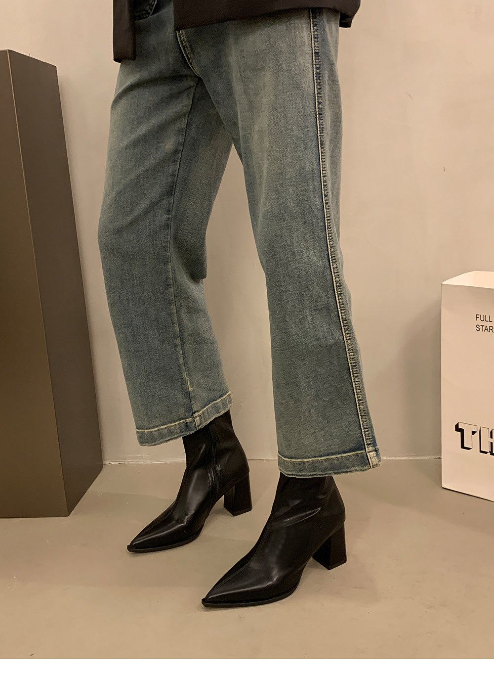 Французский эластичность Lean -Thin Boot самка 2025 осенью и зимой новый наконечник Толстые голые сапоги на высоком кабгалстук-бабочкае Лодыжка короткие трубки ботинки сын Sonlarfu/Suo Lanfu 