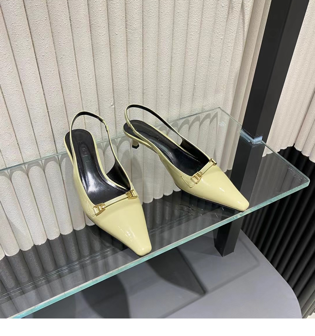 レディースの靴