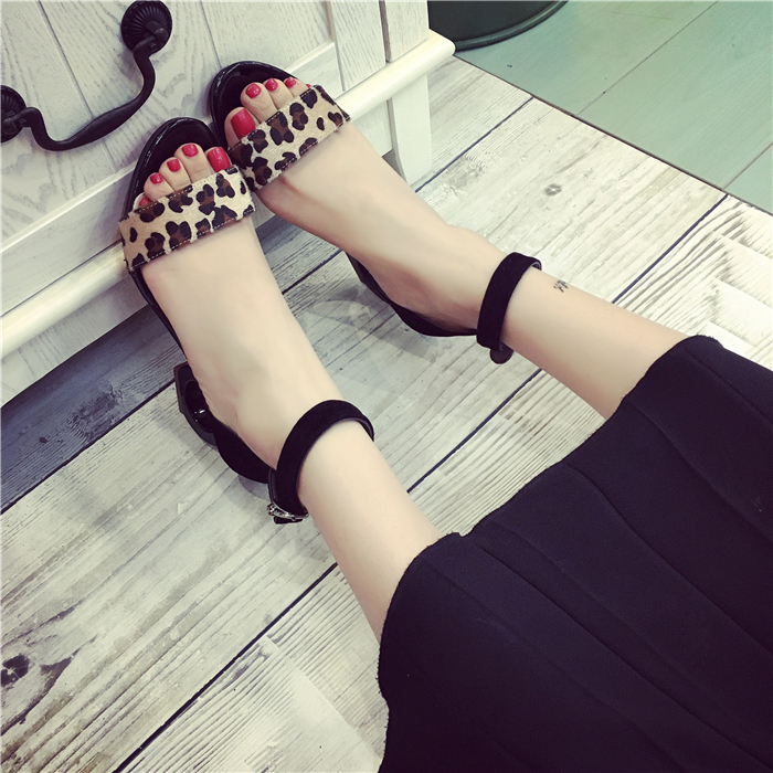 shoes with round ball heels