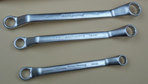Twin-headed plum plate opens plum wrench wrench auto insurance tool motorcycle electric vehicle repair hardware board
