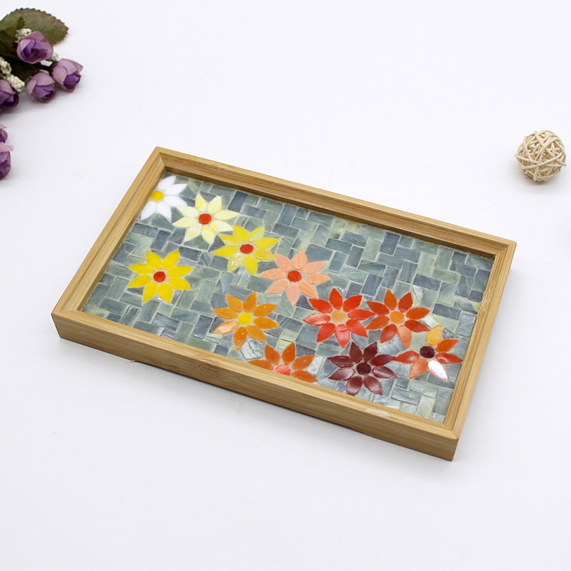 Yuesen Living の Daisy Exclusive original design handmade small tea tray snack tray creative Japanese glass