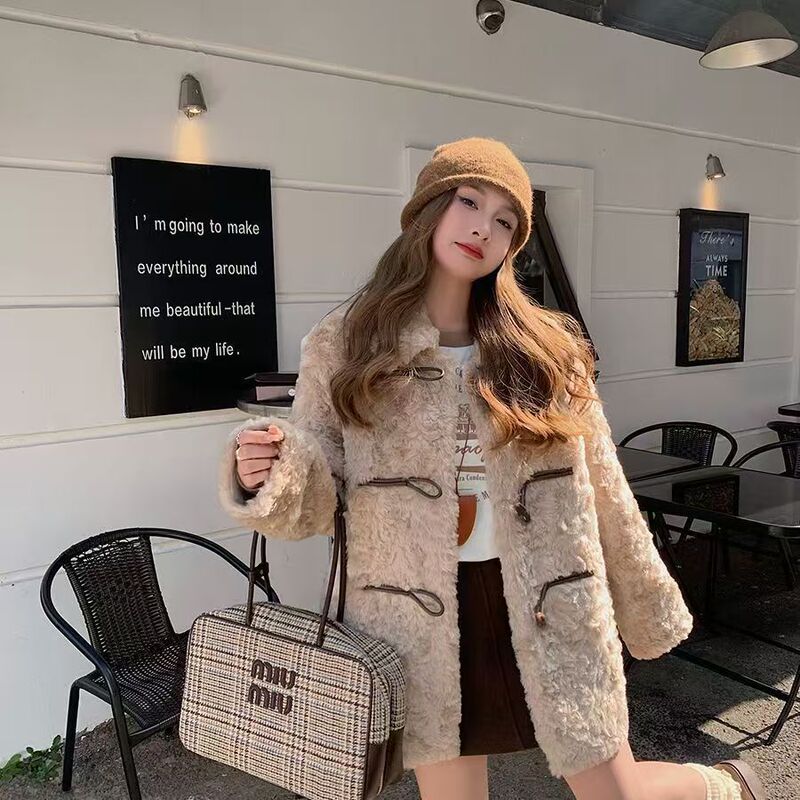 Loose-Fitting Mid-Length 2025 Autumn/Winter New Lamb Wool Eco-Friendly Faux Fur Coat for Slightly Plump Women, Warm Overcoat Loose-Fitting Mid-Length 2025 Autumn/Winter New Lamb Wool Eco-Friendly Faux Fur Coat for Slightly Plump Women, Warm Overcoat