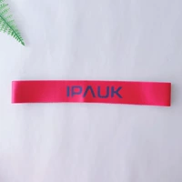 Роза красная