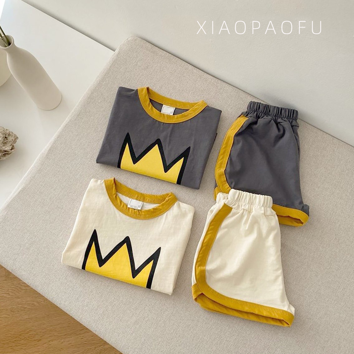 Summer children's Western style short-sleeved suit male and female baby casual sports T-shirt shorts two-piece baby Korean tide