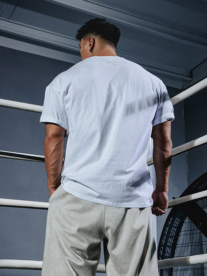 肌肉狗 运动t恤男夏季新款简约纯色狗头绣花宽松短袖训练健身上衣