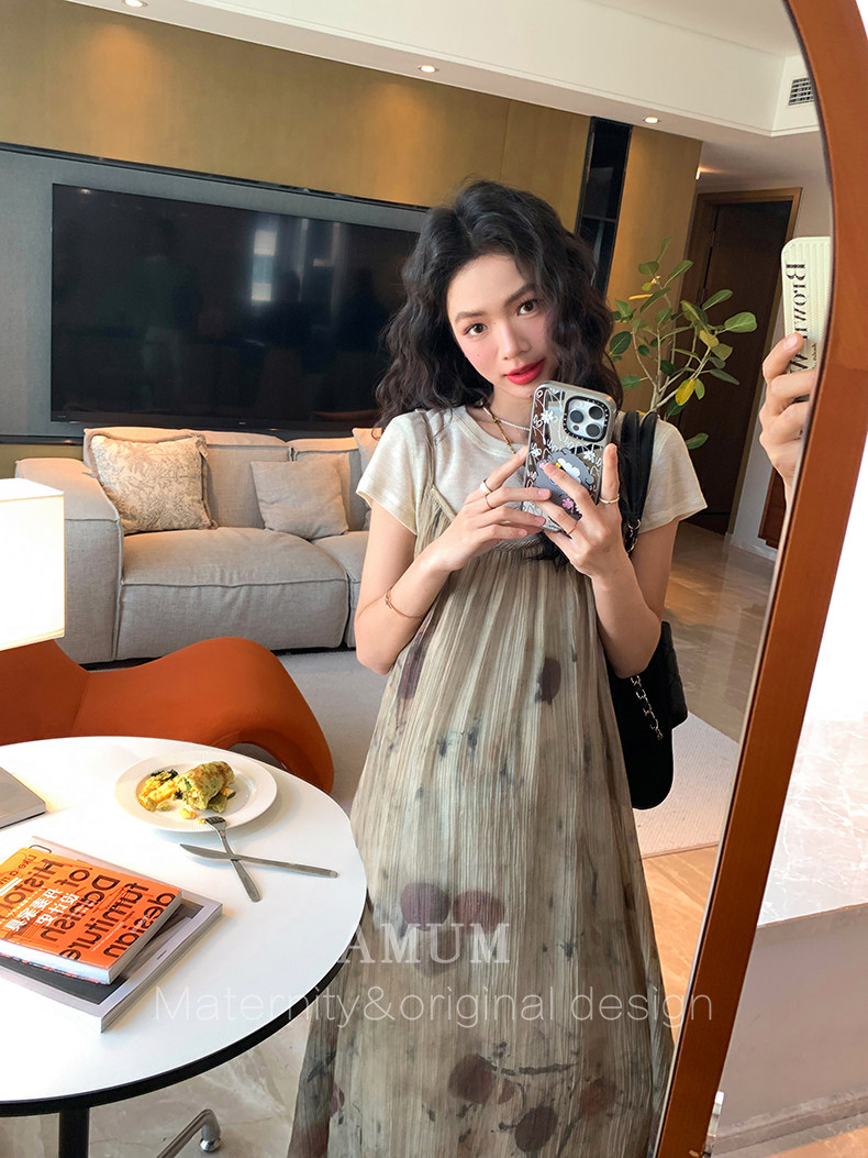 ◆ Amum Maternity Wear ◆ Outfits for Pregnant Moms~ Vintage Pleated Stylish Summer Dress That Doesn'T Show Pregnancy, Loose-Fitting Strap Dress. — 12
