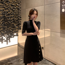 2021 Spring and Autumn New Vintage Black Knitted Dress Slim Hepburn Style Temperament Goddess Fan Skirt