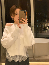 Liu Sansan autumn winter bottoming sweater female round neck strapless asymmetric loose rhinestone lace white sweater