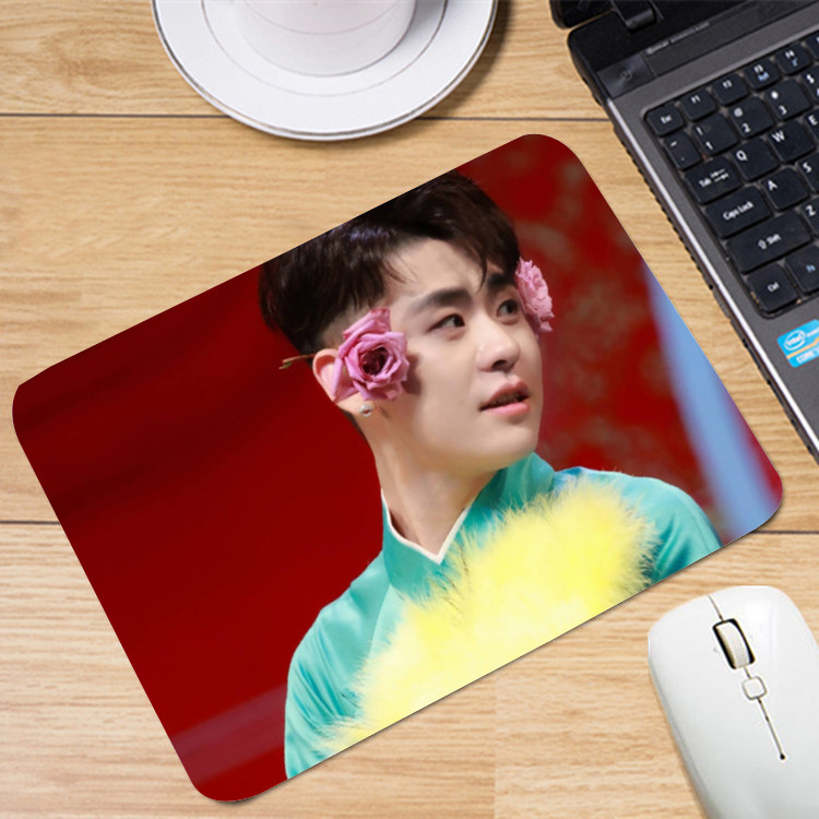 Small braided Zhang Yunlei around Yang Jiulang same poster diy custom mouse pad should help small gift Deyun Society