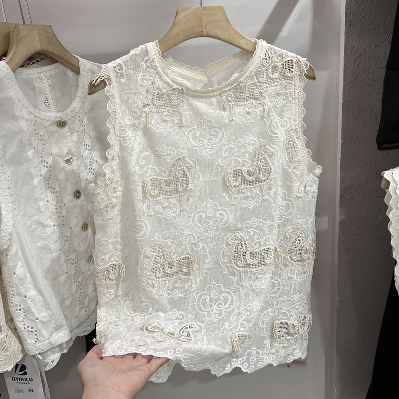 European-Style Lace Embroidery Tassel Sleeveless Shirt for Women, Summer 2026 New Model, Slimming Versatile Hollow-Out Blouse Top