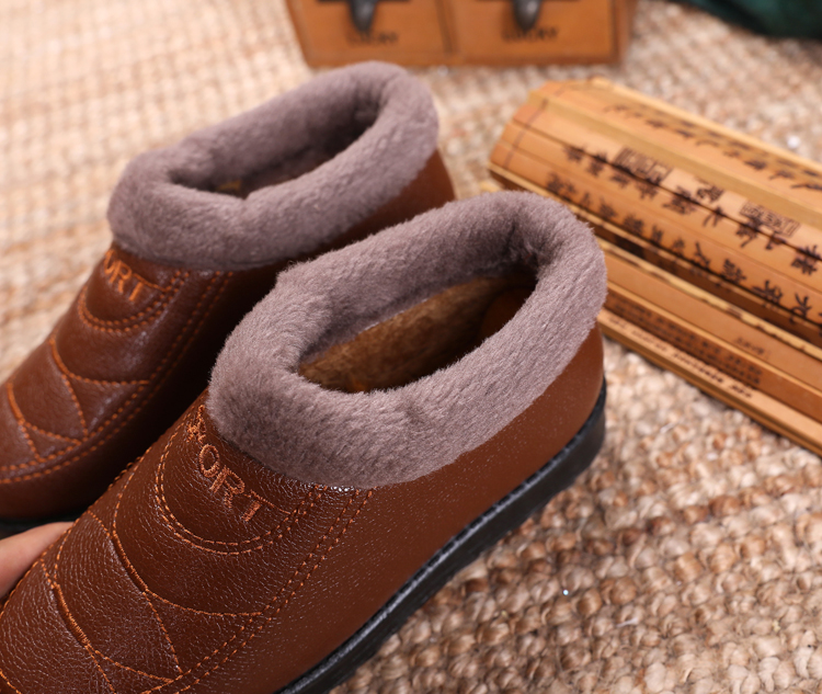 Mùa đông đặc biệt cộng với giày vải nhung Bắc Kinh cũ Giày nữ bằng vải cotton cao giúp giày chống trơn dày dày không thấm nước giày boot nữ xịn
