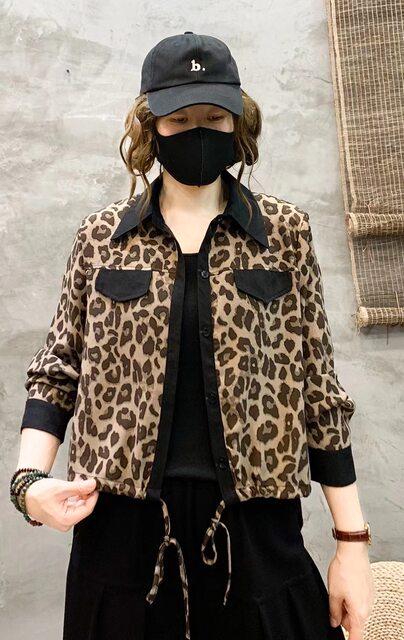2023 Spring and Autumn New Loose Small Western Style Versatile Jacket Women's Fashion Leopard Print Short Work Jacket Top