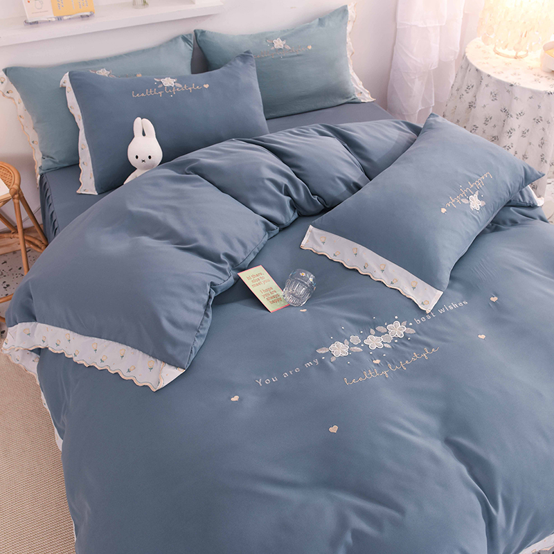 Korean embroidery bed skirt skin-friendly water washing cotton four-piece princess style lace lace net Red Girl heart quilt cover