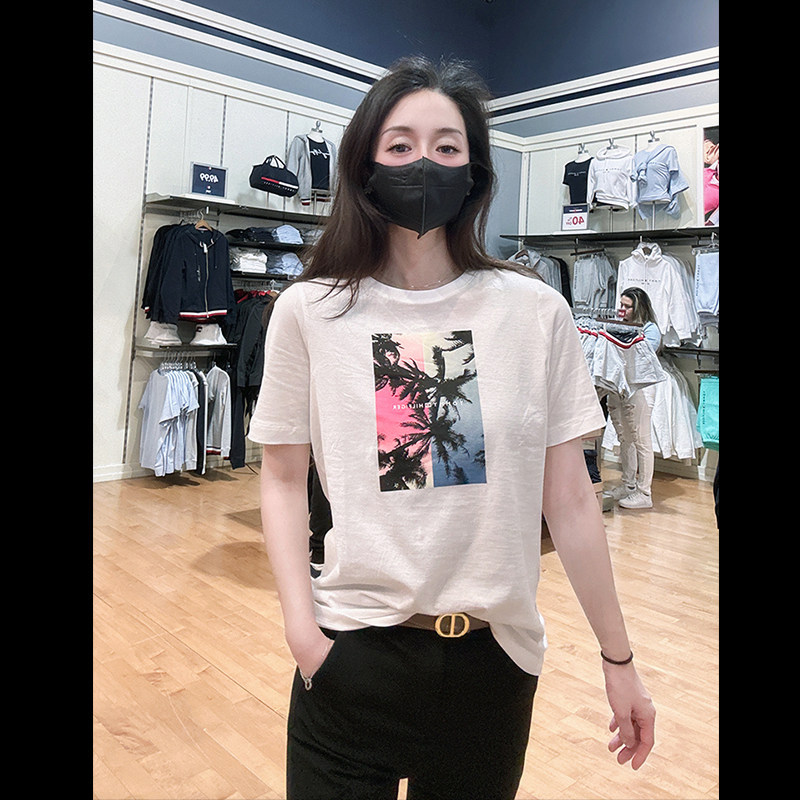 Tommy Hilfiger Women's New Summer Fashion Casual Pure Cotton Round Neck Short-Sleeved T-Shirt Tw168 Tommy Hilfiger Women's New Summer Fashion Casual Pure Cotton Round Neck Short-Sleeved T-Shirt Tw168