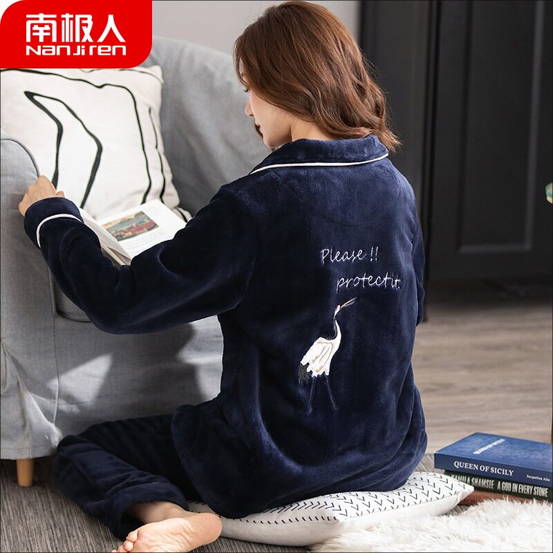 South Pole Thickened Flannel Pyjamas for autumn and winter Women Coral Suede Warm Pregnant Woman Big Size can be worn outside Xianhe Family Guy