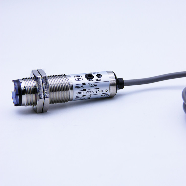 Anti-frequency converter interference switch sensor CDD-11N CDD-40N photoelectric eye CDD-11P CDD-40P