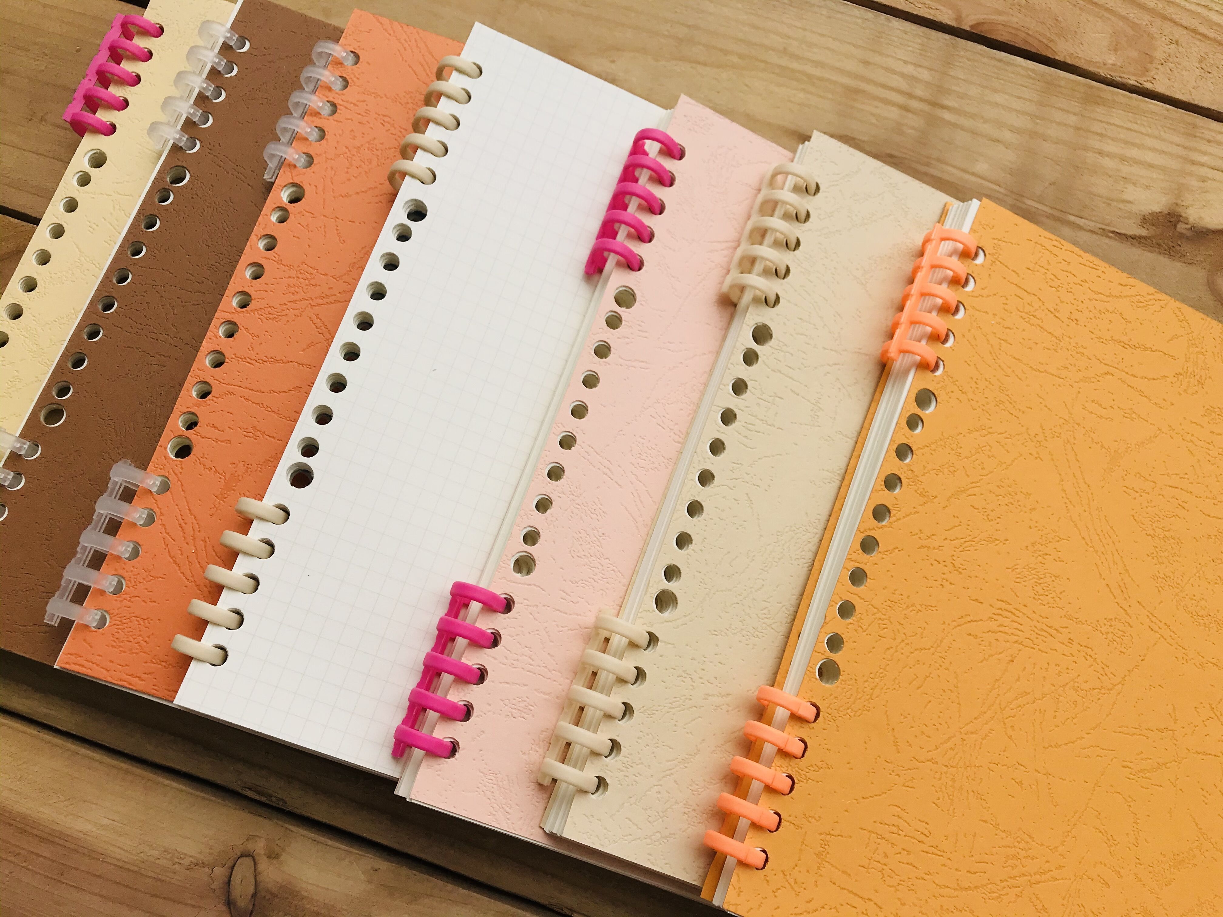Loose-leaf notebook A5 grid small fresh stationery detachable simple checkered horizontal book for college students
