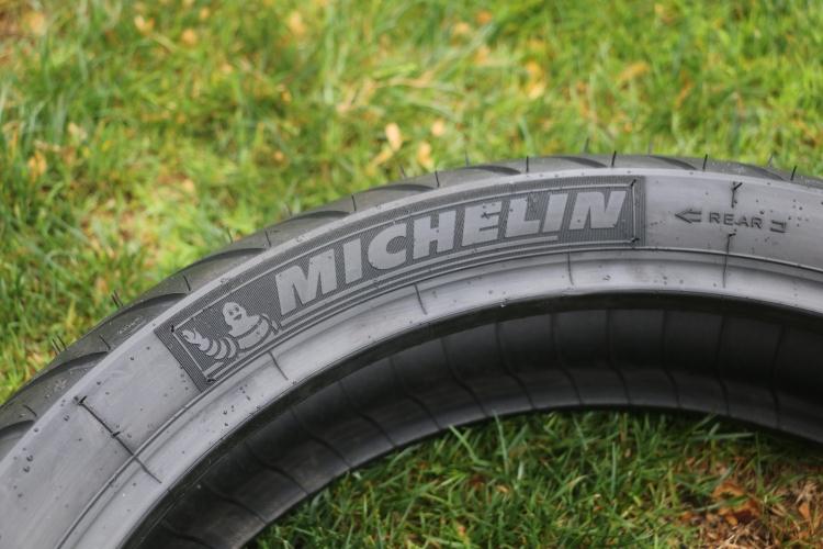 Lốp xe máy Michelin Honda PCX15014 inch 17 inch GW250CB190 bay lốp GSX250R lốp xe máy