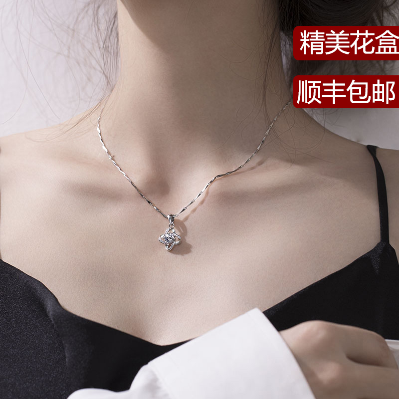 Four Leaf Grass 999 Pure Silver Necklace Woman 2022 New Light Lavish Crowdlock Bone Chain Pendant Goddess Festival Gift