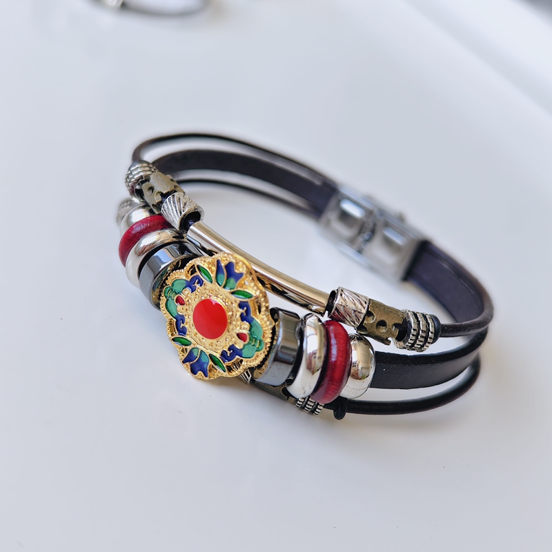 Inner Mongolia Leather Vintage Ethnic Style Bracelet with Antique Characteristics, Costume Accessory for Men and Women, Wristband, Hand Rope, Wrist Ornament, New