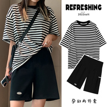 Summer Pregnant Women Sports Suit Out of fashion Pure Cotton Short Sleeves Striped T-shirt Jacket Casual Shorts Two-piece Set
