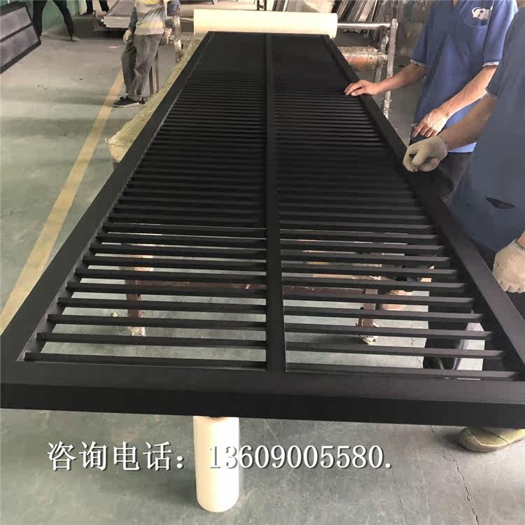 Aluminum alloy crossbar Customized square pipe flower lattice aluminum grille outdoor decoration Chinese aluminum alloy wood grain screen material