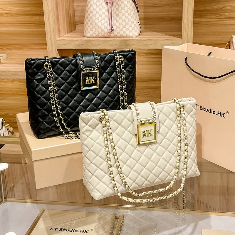 MK Xiaoxiangfeng 2022 new trendy diamond chain bag women's large-capacity one-shoulder sheepskin tote bag pet bag