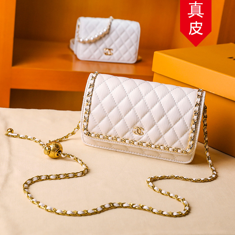 Bags 2022 new trendy leather wild women's small fragrance style diamond chain bag shoulder messenger bag pet bag