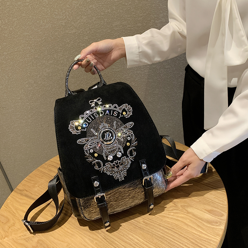 High-end leather new embroidery trend soft leather backpack personality hot diamond backpack large-capacity travel bag