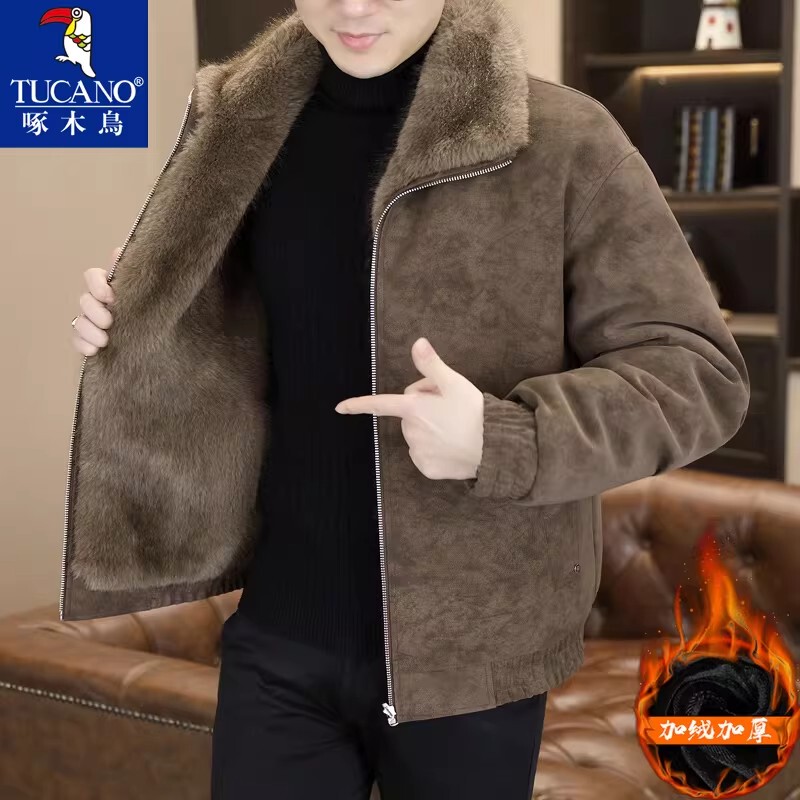 Woodpecker Reversible Fur-Lined Leather Jacket for Men, Short Style, Thickened for Warmth, Versatile Winter Plush Coat, Trendy Woodpecker Reversible Fur-Lined Leather Jacket for Men, Short Style, Thickened for Warmth, Versatile Winter Plush Coat, Trendy