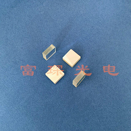 Narrow band filter 595nm 12 7 * 12 7 * 4 4mm and half bandwidth: 18nm 