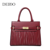 173 полосатый красный шарф