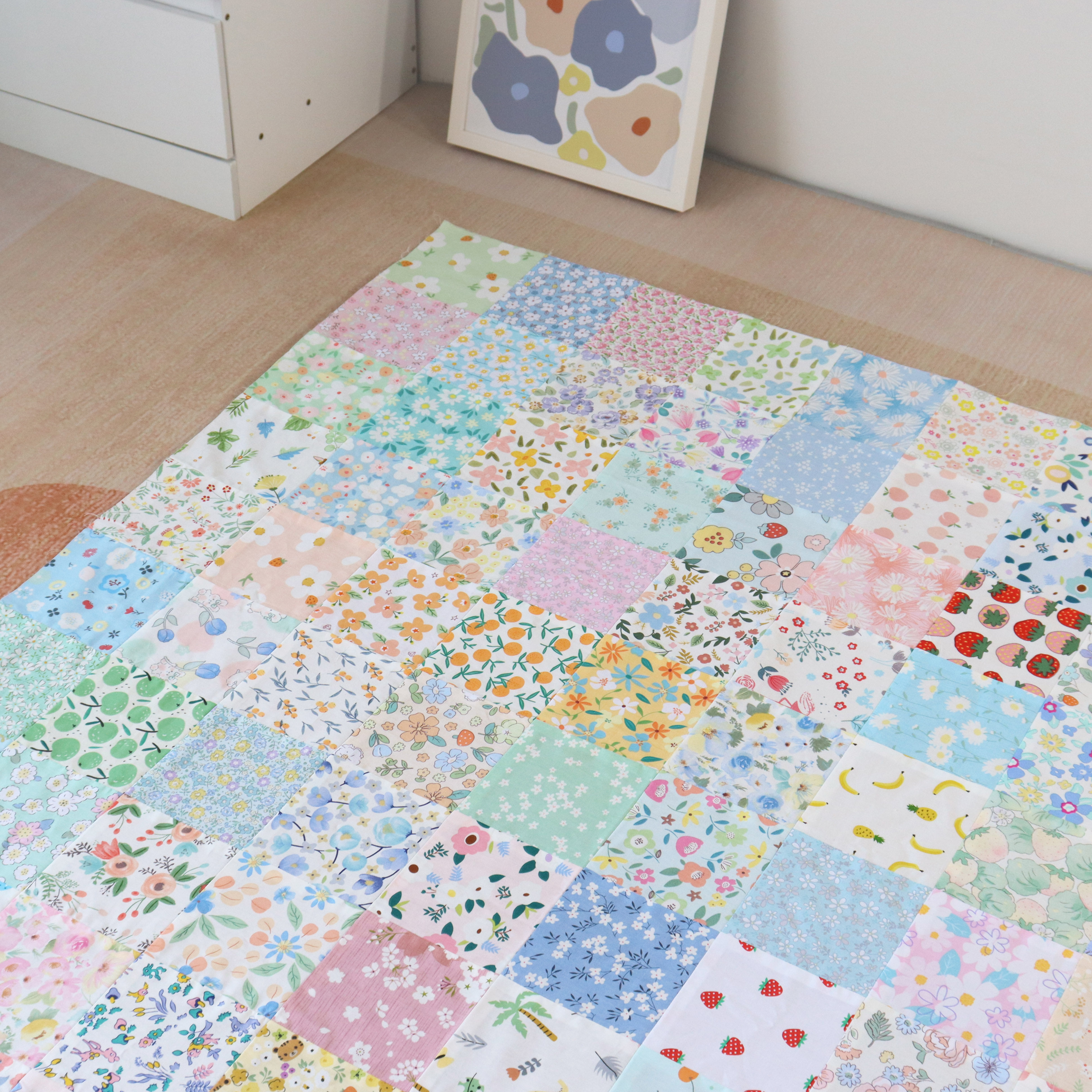 ツイル生地の花柄の端切れ100枚、綿100％、新生児用パッチワークキルトに最適、布を使った手芸の初心者向けガイド。