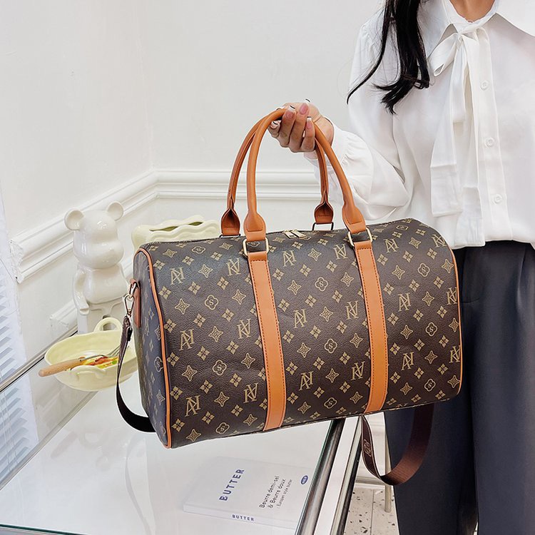 2025 New Model Portable Travel Bag, Large Capacity for Long and Short Trips, Travel Carry-On Bag, Business Trip Bag for Men and Women, Gym Bag