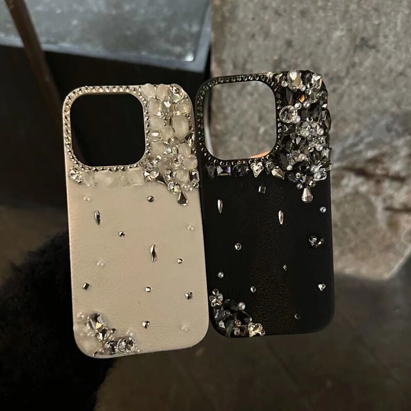 Suitable for Apple 16 Pro Max Phone Case, Luxurious and High-End Rhinestone iPhone 17 Pro Max Protective Case, New 14 Anti-Drop Case, 13 Trendy Women's Style, 12 Pro Max Chanel-Style Full Rhinestone High-End