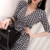 Thời trang nữ bầu không khí khí chất váy 2019 phụ nữ mới cơ thể giảm béo houndstooth váy nữ mùa hè - Váy eo cao Váy eo cao