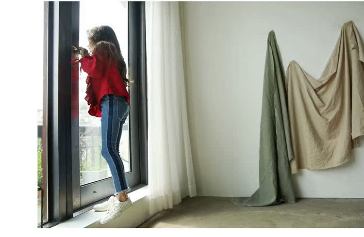 Áo sơ mi bé gái mùa thu 2018 mới phiên bản Hàn Quốc của bé gái cổ sen lá sen cổ chữ V kiểu dáng công chúa nước ngoài dài tay áo sơ mi trẻ em 10 tuổi