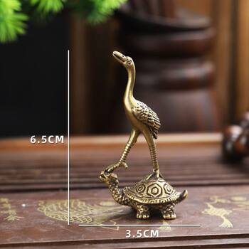 Antiques and miscellaneous solid brass dragons, turtles, cranes, tea pets, small ornaments, turtles and cranes to prolong life, antique bronze sculptures, old objects