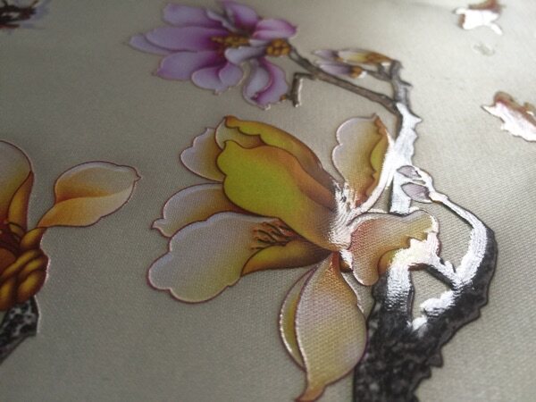 UV varnish plate processing acrylic wall covering wood tile six-color high-precision white transparent relief inkjet printing factory