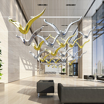 High-end aerial ornaments flying birds hotel lobby ceiling ceiling decoration ornaments beautiful Chen decorative resin seagull ornaments