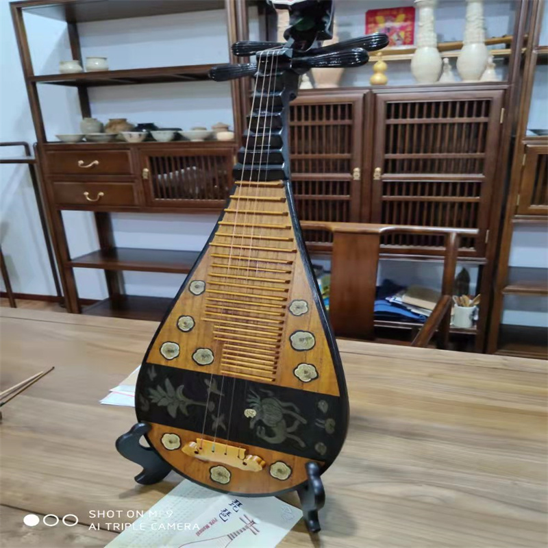 Children's Painted Pipa Adult Musical Instrument Hanging Decoration Liu Qin Plucking Decoration Beginners Introduction Retro Photo Gallery Photographs Home Decoration