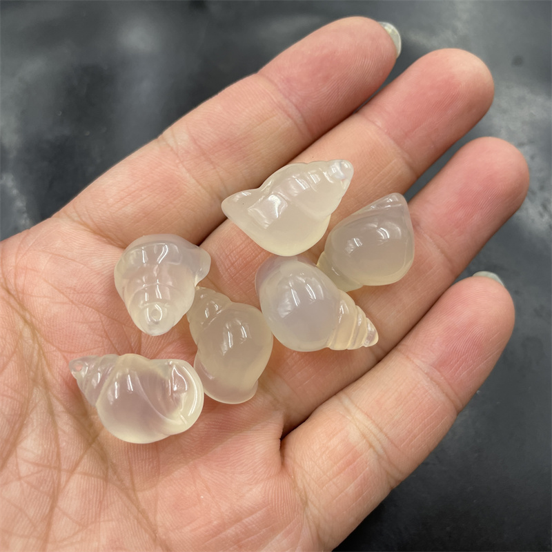 Sihai Jade Natural Genuine Chalcedony Agate Conch Pendant Hand-Carved White Agate 3D Small Pendant Sihai Jade Natural Genuine Chalcedony Agate Conch Pendant Hand-Carved White Agate 3D Small Pendant