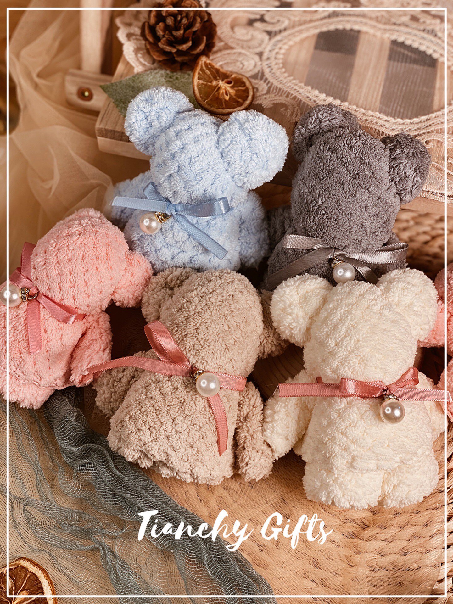 Small Bear Towel Pineapple Grg Company Opening Bridesmaid Gift Accessories Small Gift Wedding Baby Full Moon Kindergarten