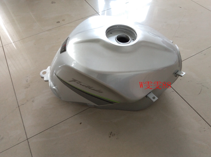 Horizon Fujiang Dragon Golden Eagle GT S Polar Light Oil Tank for Locomotive Sports Car Racing Dragon South Baron