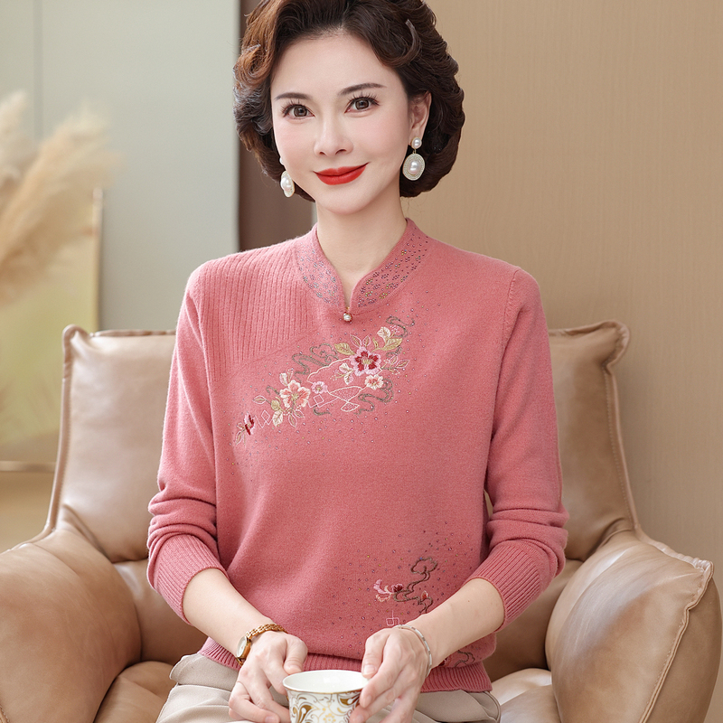 Ladieswear's 100% Cashmere Sweater 2025 New High-End Embroidered Sweater Middle-Aged and Elderly Women's Wool Base Sweater