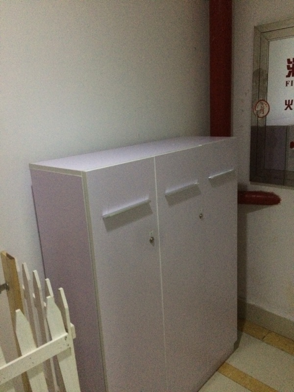 Các nóng mới có thể được trang bị với một hội trường bụi mass storage lắp ráp đa giày đơn giản mỏng lồng vào nhau ngoài trời - Buồng tủ quần áo thông minh