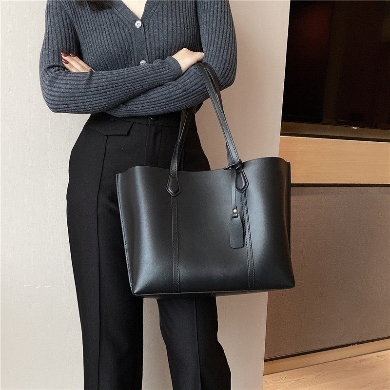 French official Caring Koko ~ leather women's bag large capacity soft leather atmospheric handbag shoulder bag