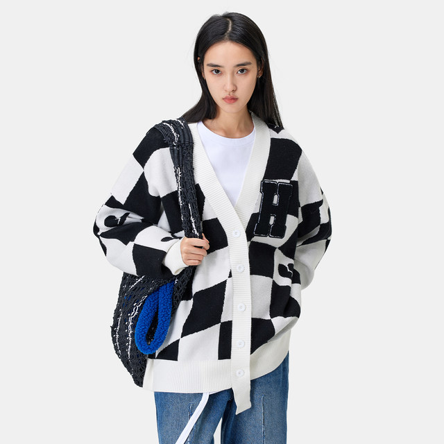 HTCU twisted love checkerboard sweater cardigan sweater ວ່າງພາກຮຽນ spring lazy ວິທະຍາໄລ sweater jacket ສໍາລັບຜູ້ຊາຍແລະແມ່ຍິງ trendy