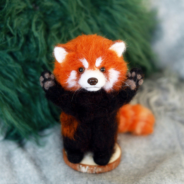Custom Small Panda Wool Felt Raccoon Animal Wool Felt Paparazzi DIY finished emulated darling doll commemorative gift